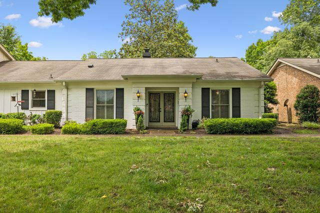 235 Boxwood Dr, Franklin, TN 37069