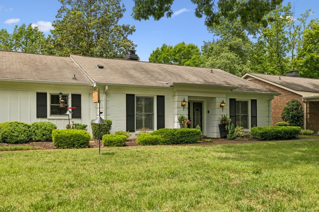 235 Boxwood Dr, Franklin, TN 37069