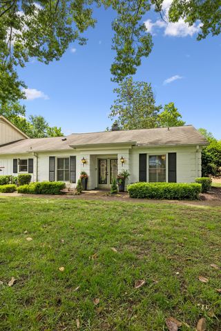 235 Boxwood Dr, Franklin, TN 37069