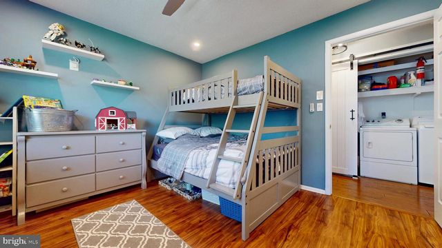 210 LEXINGTON DR, Tuckerton, NJ 08087
