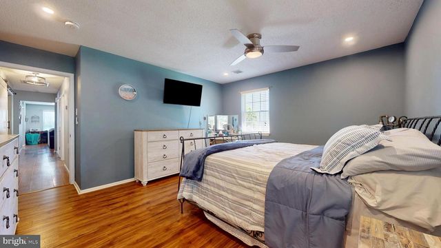 210 LEXINGTON DR, Tuckerton, NJ 08087