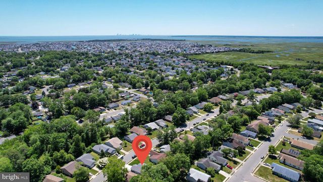 210 LEXINGTON DR, Tuckerton, NJ 08087