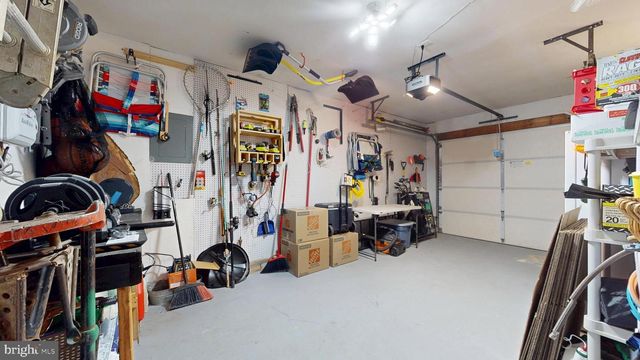 210 LEXINGTON DR, Tuckerton, NJ 08087