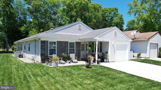 210 LEXINGTON DR, Tuckerton, NJ 08087