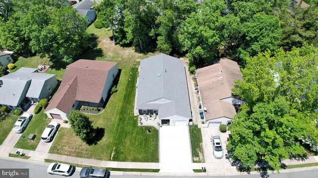 210 LEXINGTON DR, Tuckerton, NJ 08087