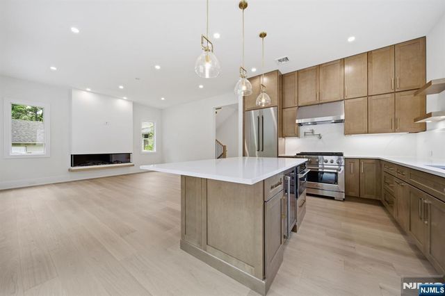 224 Riveredge Road, Tenafly, NJ 07670