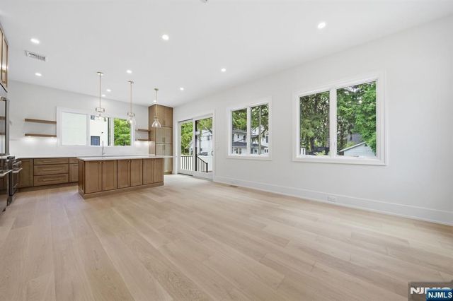 224 Riveredge Road, Tenafly, NJ 07670