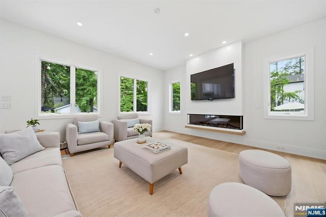 224 Riveredge Road, Tenafly, NJ 07670
