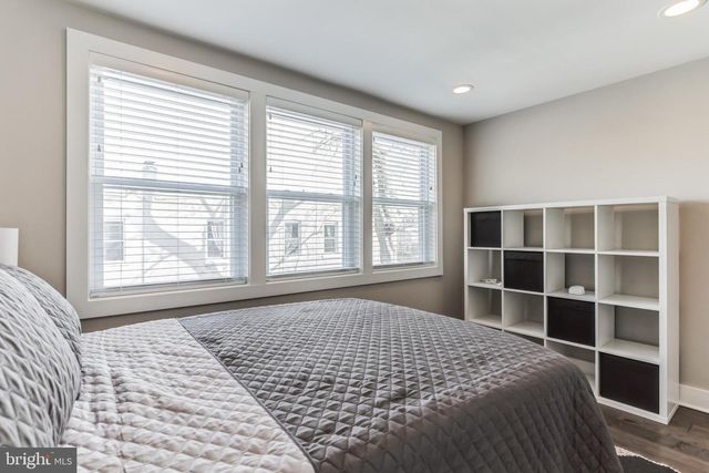 805 JEFFERSON ST NW, Washington, DC 20011