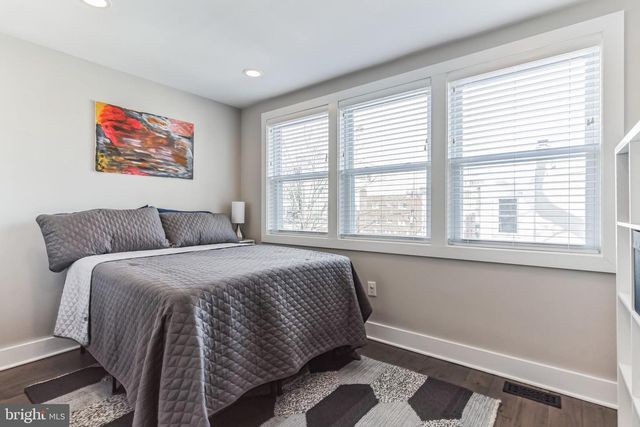 805 JEFFERSON ST NW, Washington, DC 20011