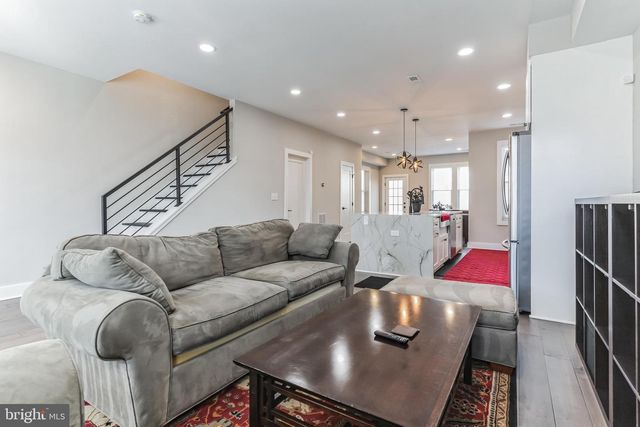 805 JEFFERSON ST NW, Washington, DC 20011