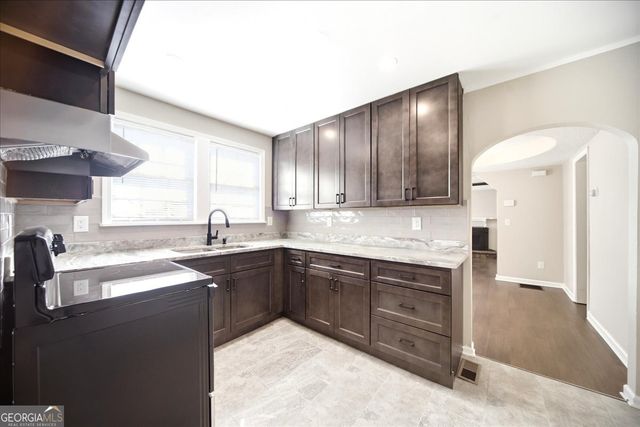 751 Skyview Drive NE, Marietta, GA 30060