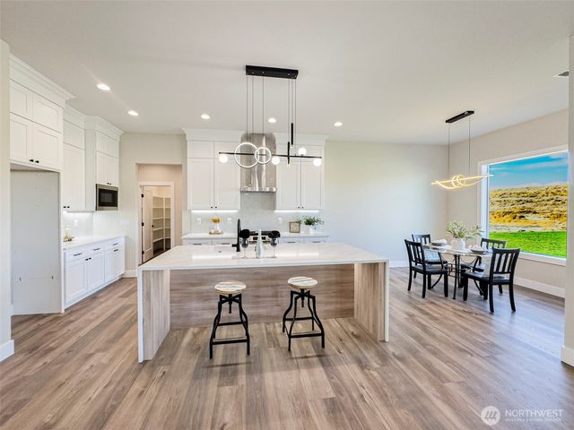 2839 Savanna Avenue, Richland, WA 99352