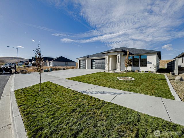 2839 Savanna Avenue, Richland, WA 99352