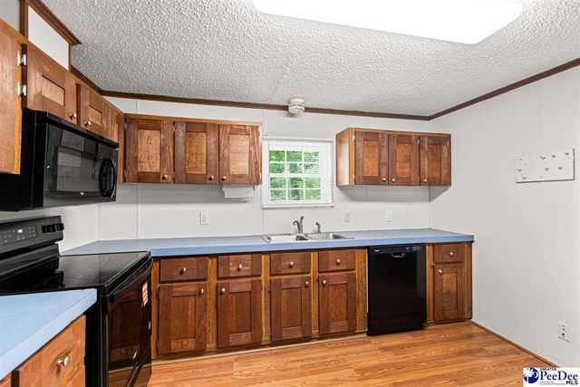 2357 Turkey Run Dr., Darlington, SC 29540