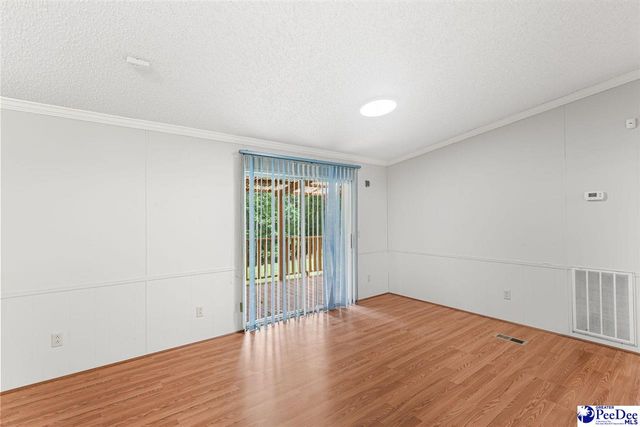 2357 Turkey Run Dr., Darlington, SC 29540