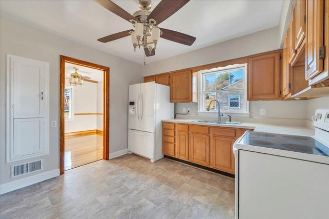 7241 Estes ST, Roanoke, VA 24019