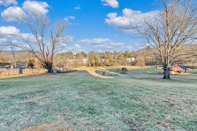 7241 Estes ST, Roanoke, VA 24019