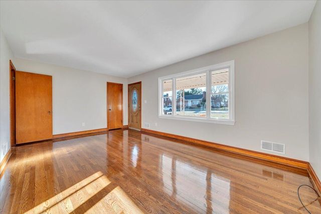 7241 Estes ST, Roanoke, VA 24019