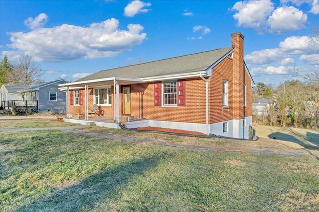 7241 Estes ST, Roanoke, VA 24019