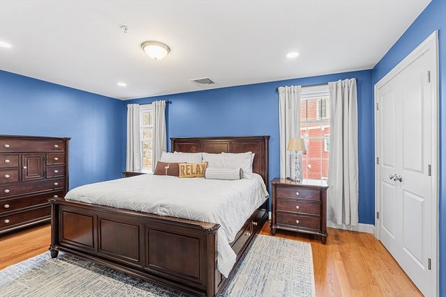 176 Main St 3, Medway, MA 02053