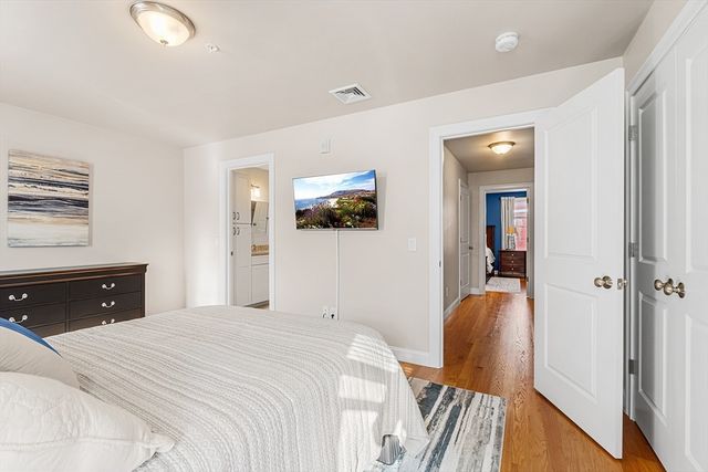 176 Main St 3, Medway, MA 02053