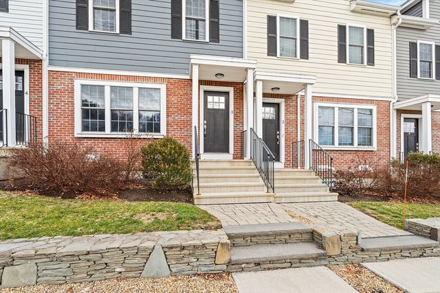 176 Main St 3, Medway, MA 02053