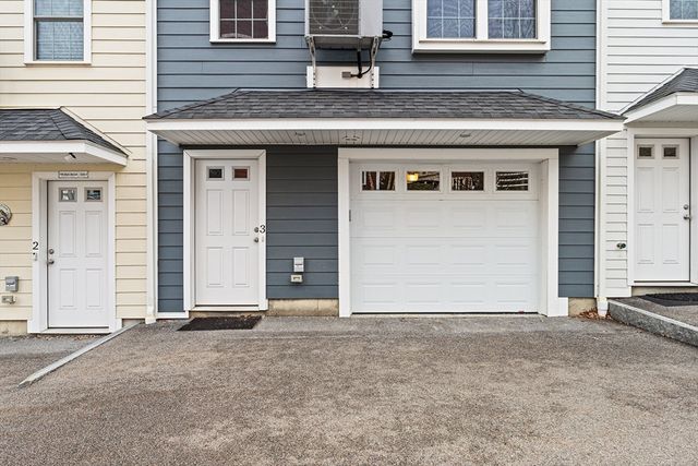 176 Main St 3, Medway, MA 02053