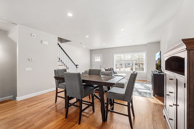 176 Main St 3, Medway, MA 02053