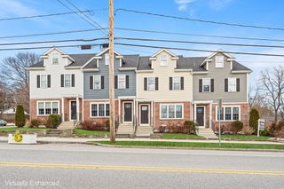 176 Main St 3, Medway, MA 02053