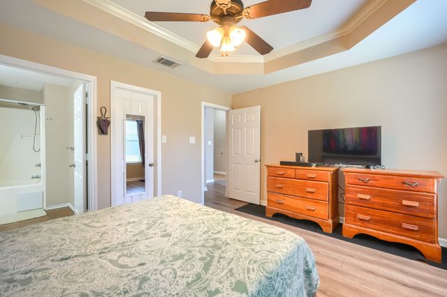 221 Quail Run, Aubrey, TX 76227