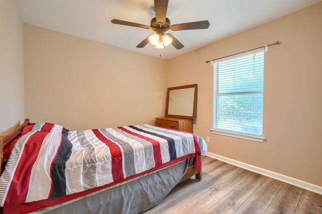 221 Quail Run, Aubrey, TX 76227