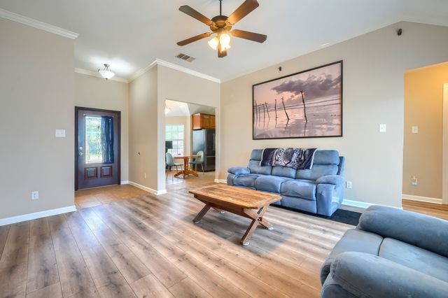 221 Quail Run, Aubrey, TX 76227
