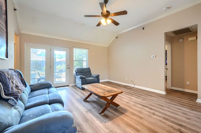 221 Quail Run, Aubrey, TX 76227