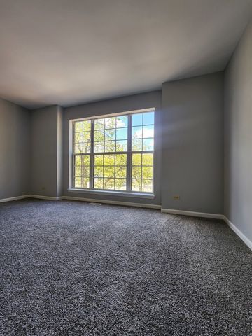 2753 S Cedar Glen Drive, Arlington Heights, IL 60005