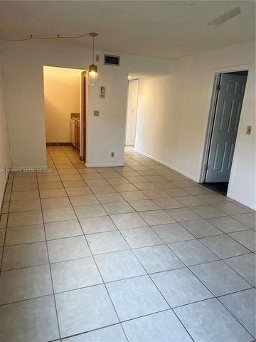 4116 NW 88th Avenue 104, Coral Springs, FL 33065