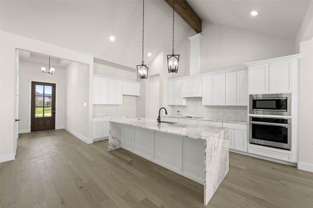 270 Maci Drive, Waxahachie, TX 75167