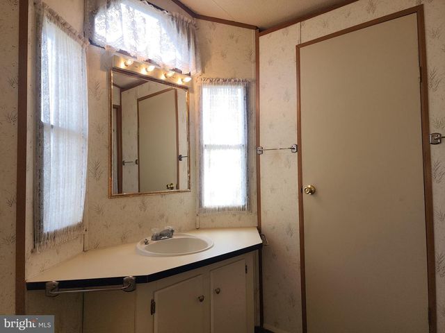 109 NEIL ROAD, Shippensburg, PA 17257