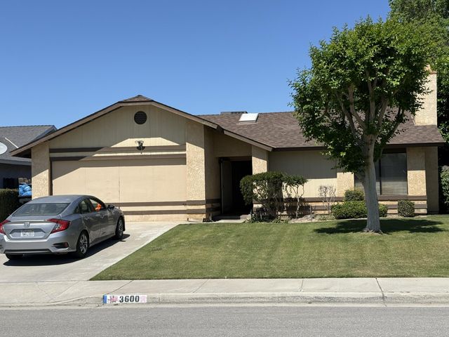 3600 Fiesta Avenue, Bakersfield, CA 93313