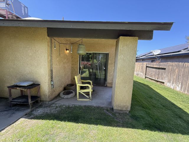 3600 Fiesta Avenue, Bakersfield, CA 93313