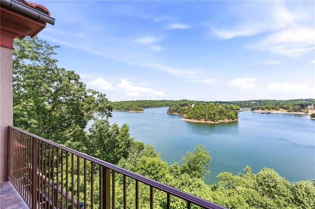 2742 High Vista Point, Gainesville, GA 30501