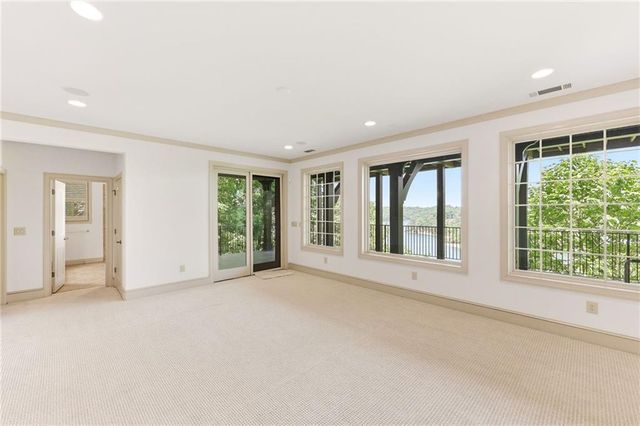 2742 High Vista Point, Gainesville, GA 30501