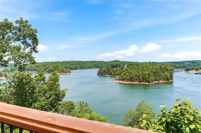 2742 High Vista Point, Gainesville, GA 30501