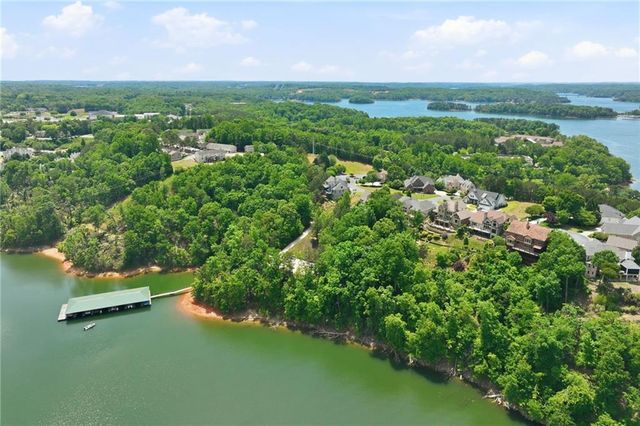 2742 High Vista Point, Gainesville, GA 30501