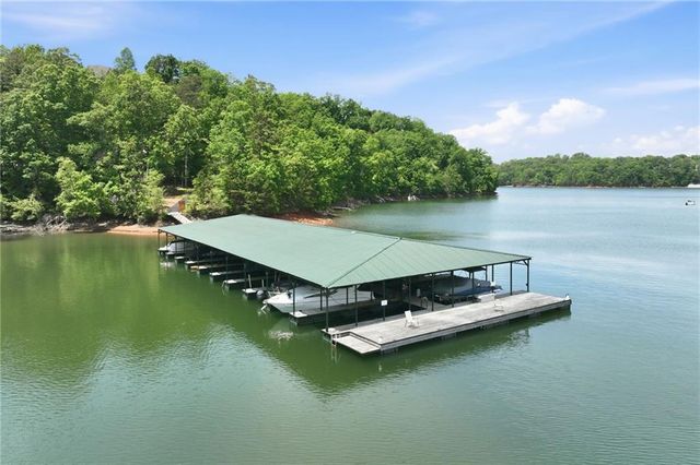 2742 High Vista Point, Gainesville, GA 30501