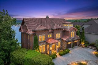 2742 High Vista Point, Gainesville, GA 30501