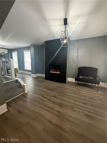 2201 E 86th Street, Cleveland, OH 44106