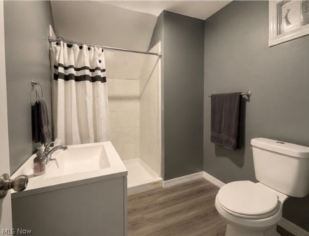 2201 E 86th Street, Cleveland, OH 44106
