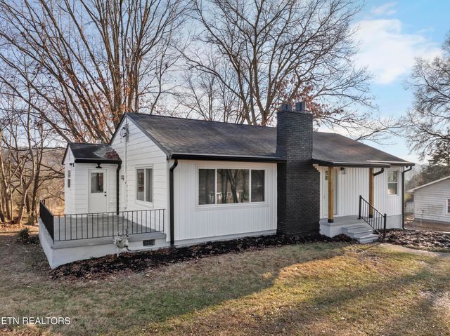 704 W Emory Rd, Powell, TN 37849