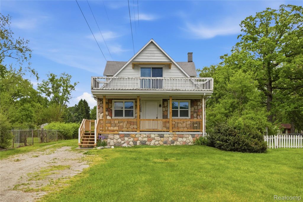 23060 Bernard Street Lower Unit, Taylor, MI 48180